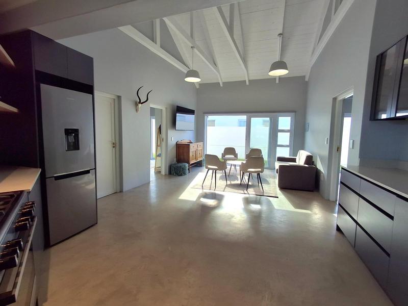4 Bedroom Property for Sale in Britannia Bay Western Cape